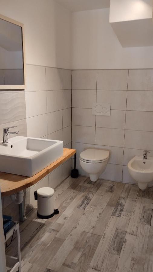 Fiore Di Loto Apartment มาเตรา ภายนอก รูปภาพ